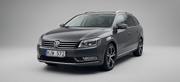 Volkswagen Passat 2 of 8