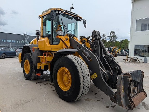 Volvo L 90 H 10 of 13