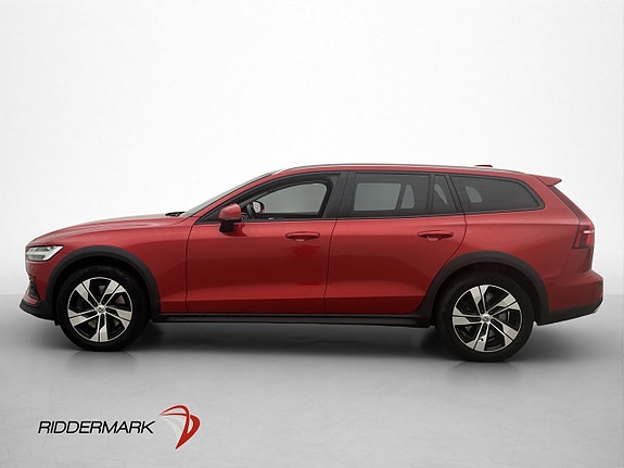 Volvo V60 Cross Country 4 of 5