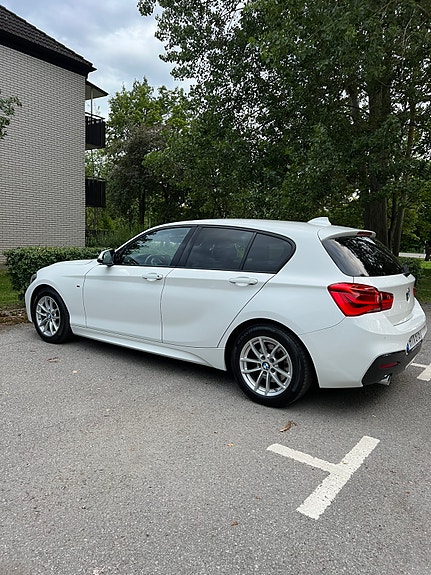 BMW 118d 7 of 12