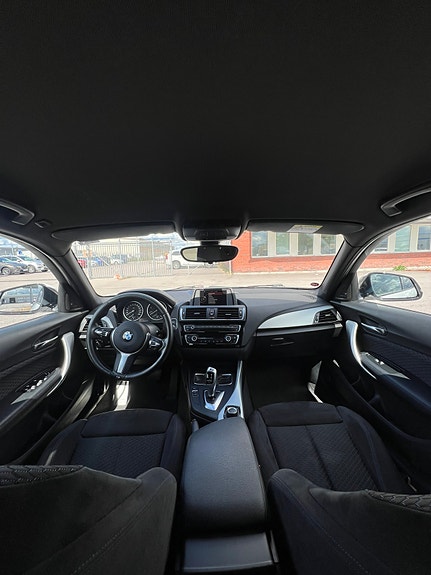BMW 118d 10 of 12