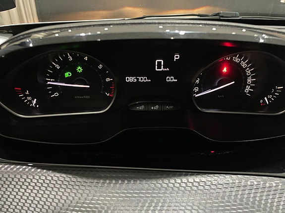 Peugeot 2008 17 of 22