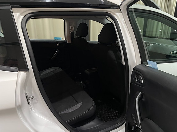 Peugeot 2008 8 of 22