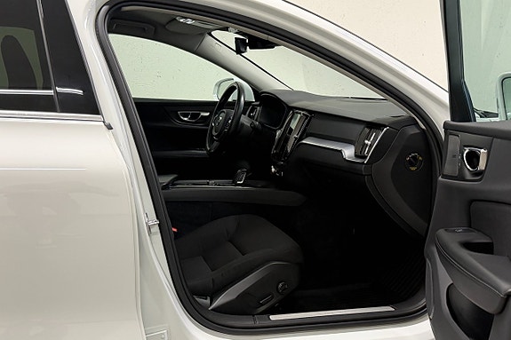 Volvo V60 24 of 27