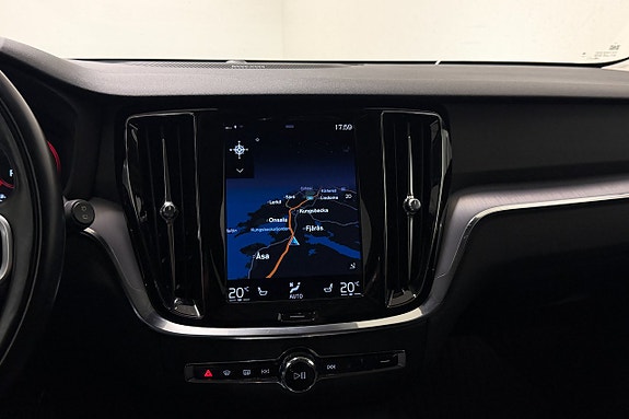 Volvo V60 13 of 27