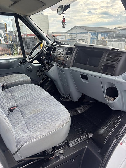 Ford Transit 8 of 21