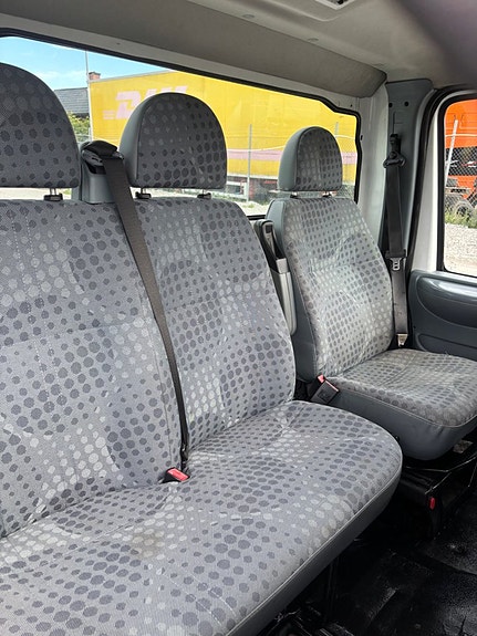 Ford Transit 7 of 21