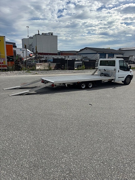 Ford Transit 12 of 21