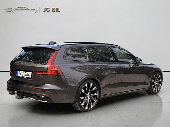 Volvo V60 8 of 26