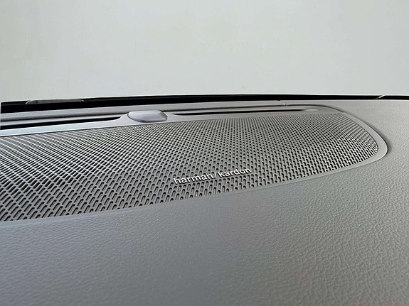 Volvo V60 19 of 26