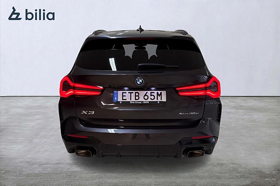 BMW X3 4 of 5