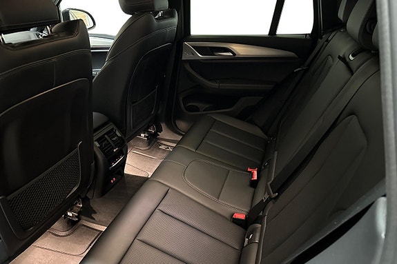 BMW X3 12 of 19