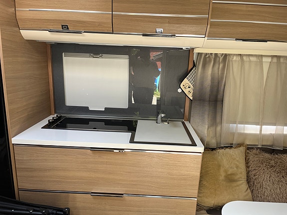 Adria Adora 12 of 30