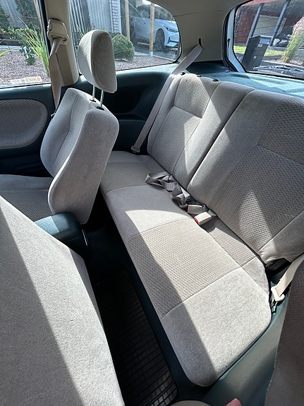 Mitsubishi Colt 5 of 5