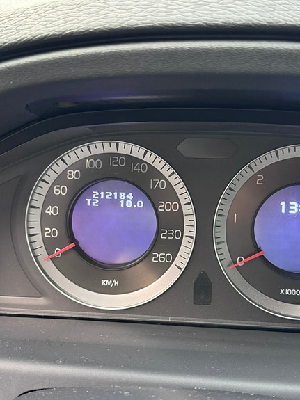 Volvo V70 12 of 12