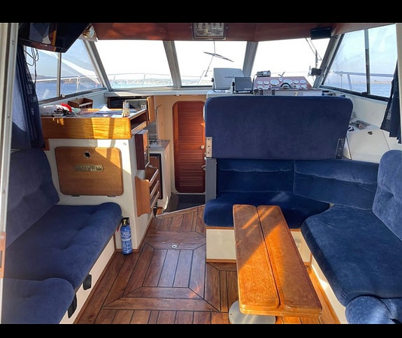 Sunseeker Jamaican 35 Flybridge 4 of 5