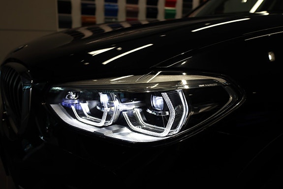 BMW X3 4 of 5