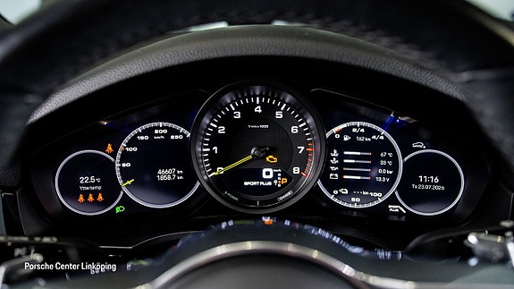 Porsche Cayenne Coupe 13 of 25