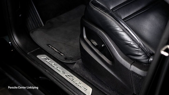 Porsche Cayenne Coupe 19 of 25