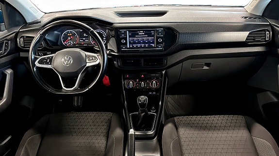 Volkswagen T-Cross 4 of 5
