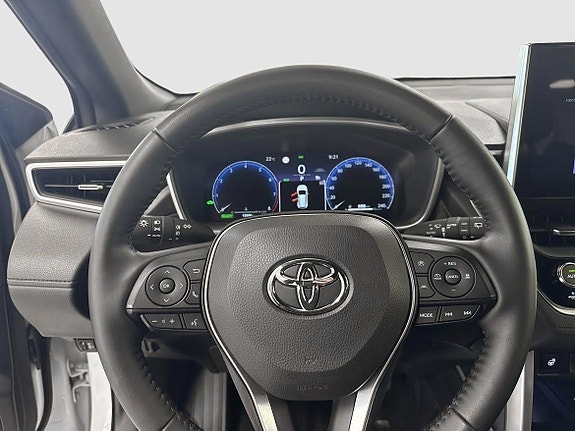 Toyota Corolla Cross 10 of 12