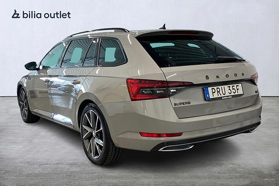 Skoda Superb 3 of 5