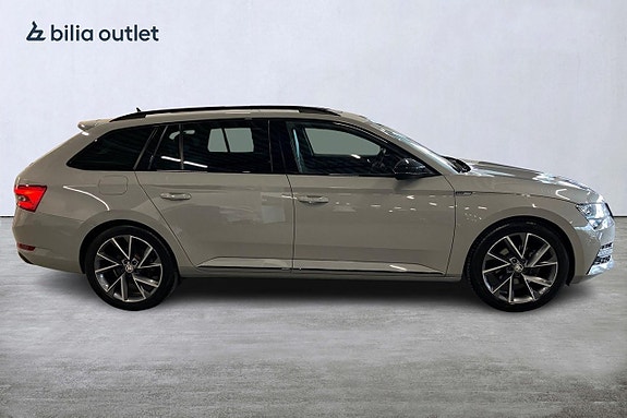 Skoda Superb 5 of 5