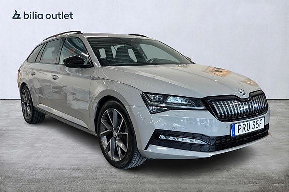 Skoda Superb 2 of 5
