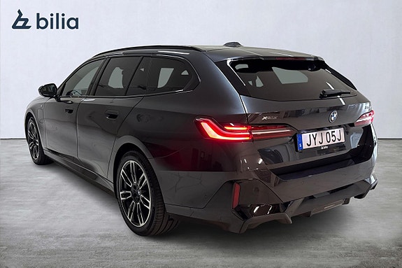 BMW 550e 2 of 5