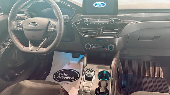Ford Kuga 4 of 5