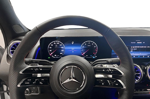 Mercedes-Benz GLB220 d 7 of 15