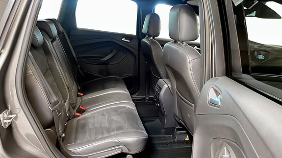 Ford Kuga 5 of 5