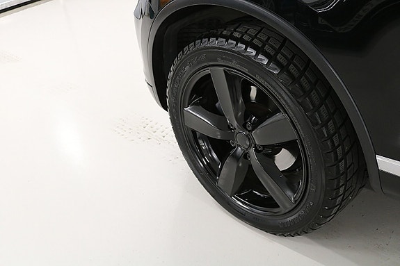 Volkswagen Touareg 8 of 30