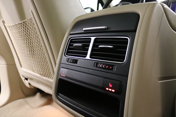 Volkswagen Touareg 16 of 30