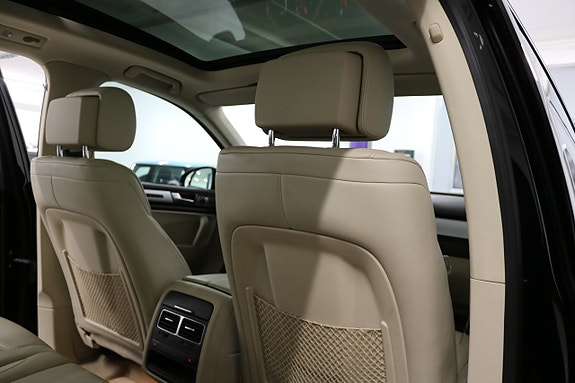 Volkswagen Touareg 15 of 30