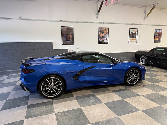 Chevrolet Corvette 13 of 30