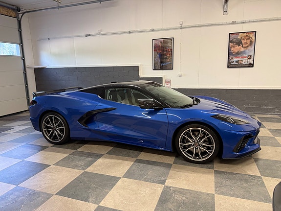 Chevrolet Corvette 3 of 30