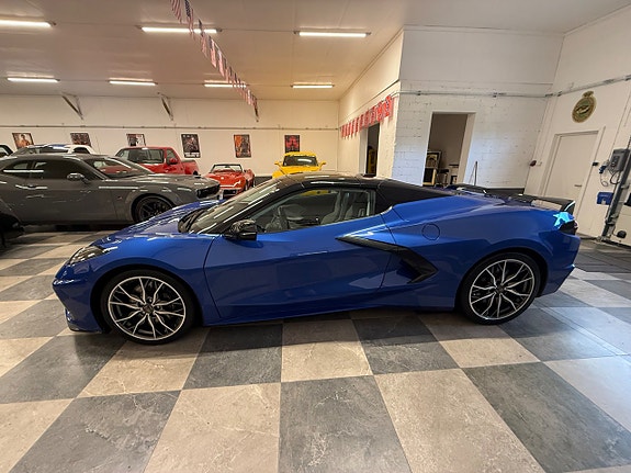 Chevrolet Corvette 8 of 30