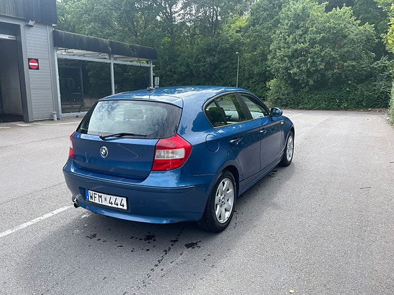 BMW 116i 5 of 5