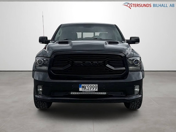 RAM 1500 2 of 5