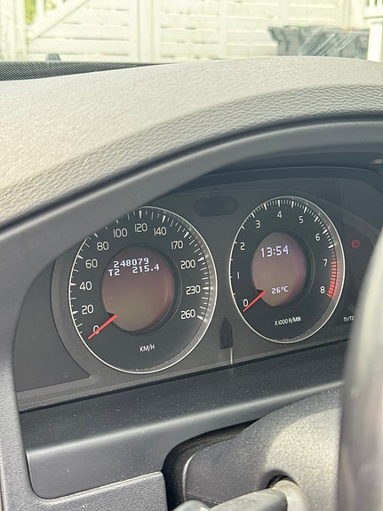 Volvo V70 7 of 8
