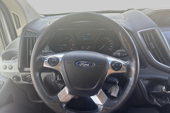 Ford Transit 9 of 14