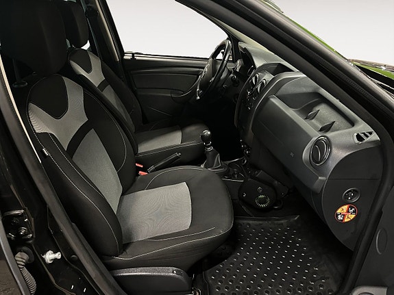 Dacia Duster 12 of 15
