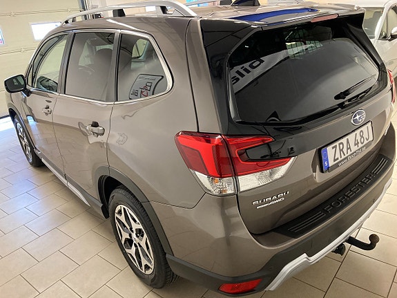 Subaru Forester 4 of 5