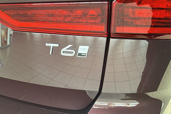 Volvo XC60 16 of 19