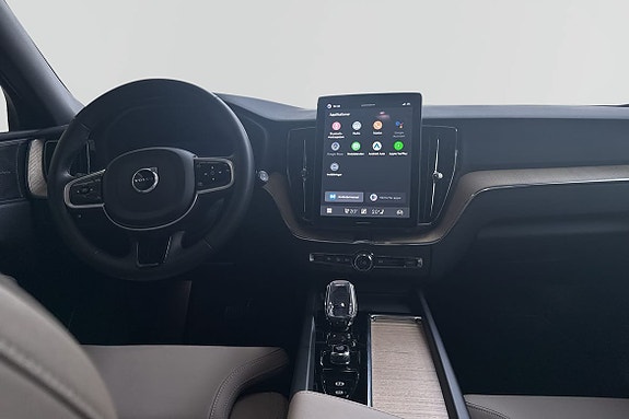 Volvo XC60 5 of 19