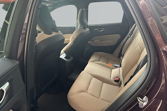 Volvo XC60 7 of 19