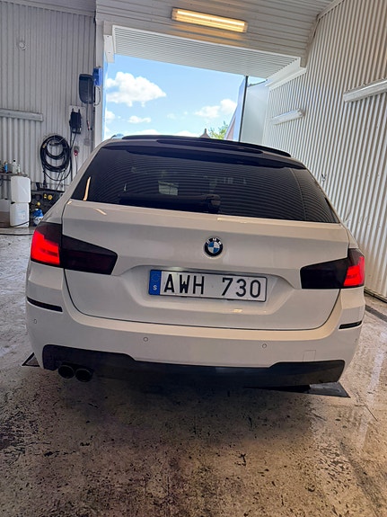 BMW 520d 4 of 11