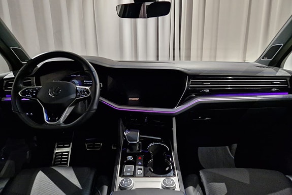Volkswagen Touareg 12 of 21