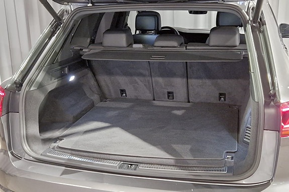 Volkswagen Touareg 6 of 21